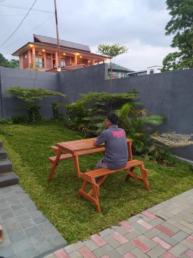 Villa Sky Garden Bogor Exterior foto